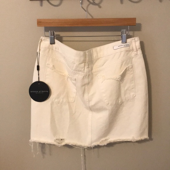 Articles of Society white jean skirt - Picture 2 of 4